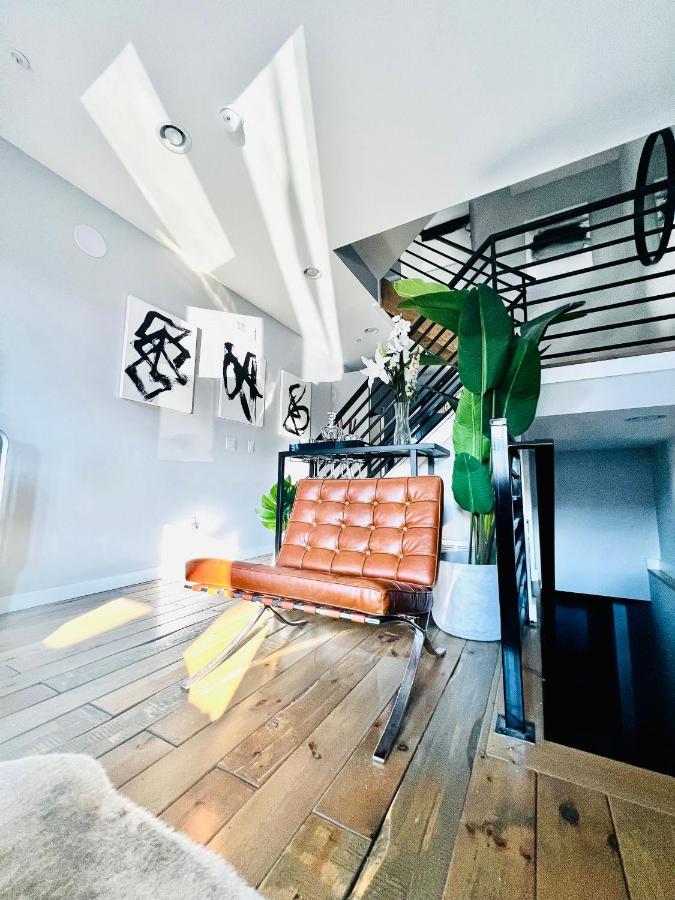 Fishtown Estate ~ Theatre ~ Rooftop Terrace Apartment Philadelphia